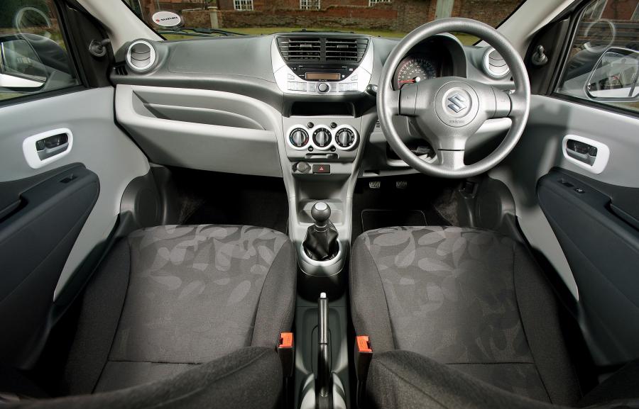  Suzuki Alto SZ-L 2010 года  (UK) (фото 2 из 10)
